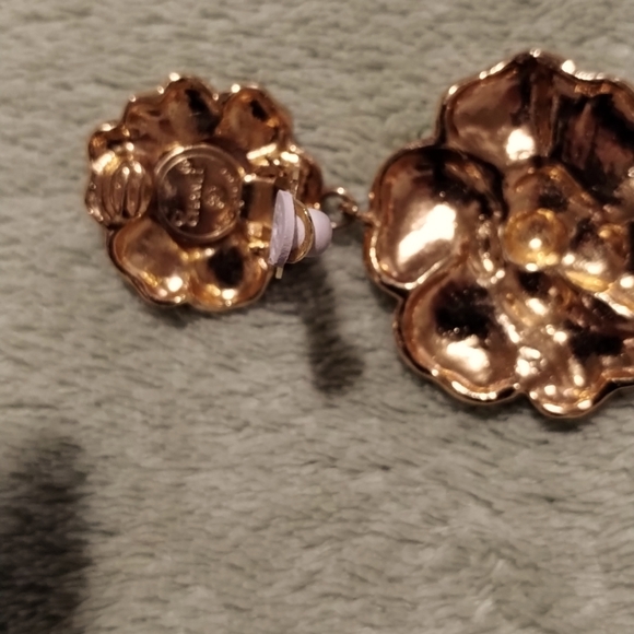 Chanel Rare Vintage Large Gold Double Camellia Drop Earrings - Picture 5 of 6